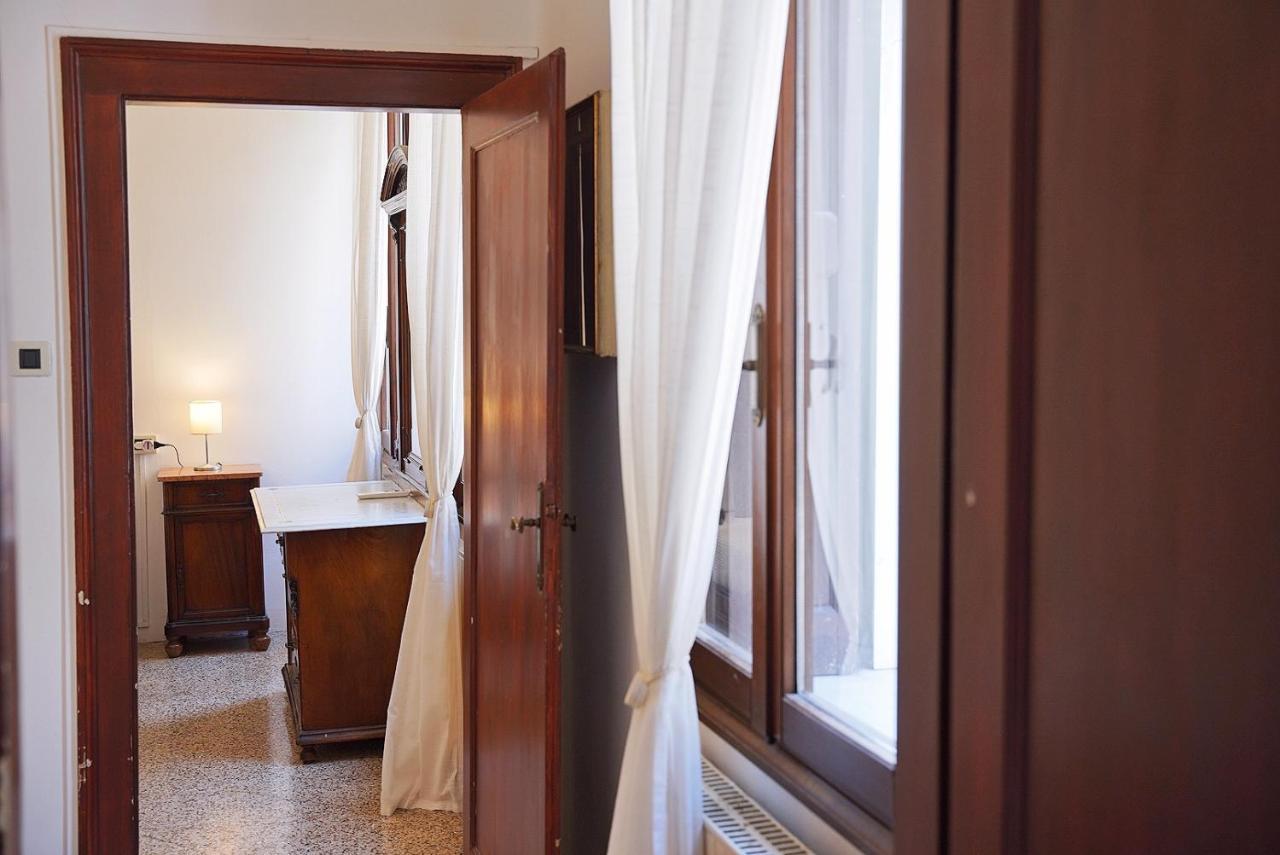 Ca' Alle Gondolette Venedig Exteriör bild